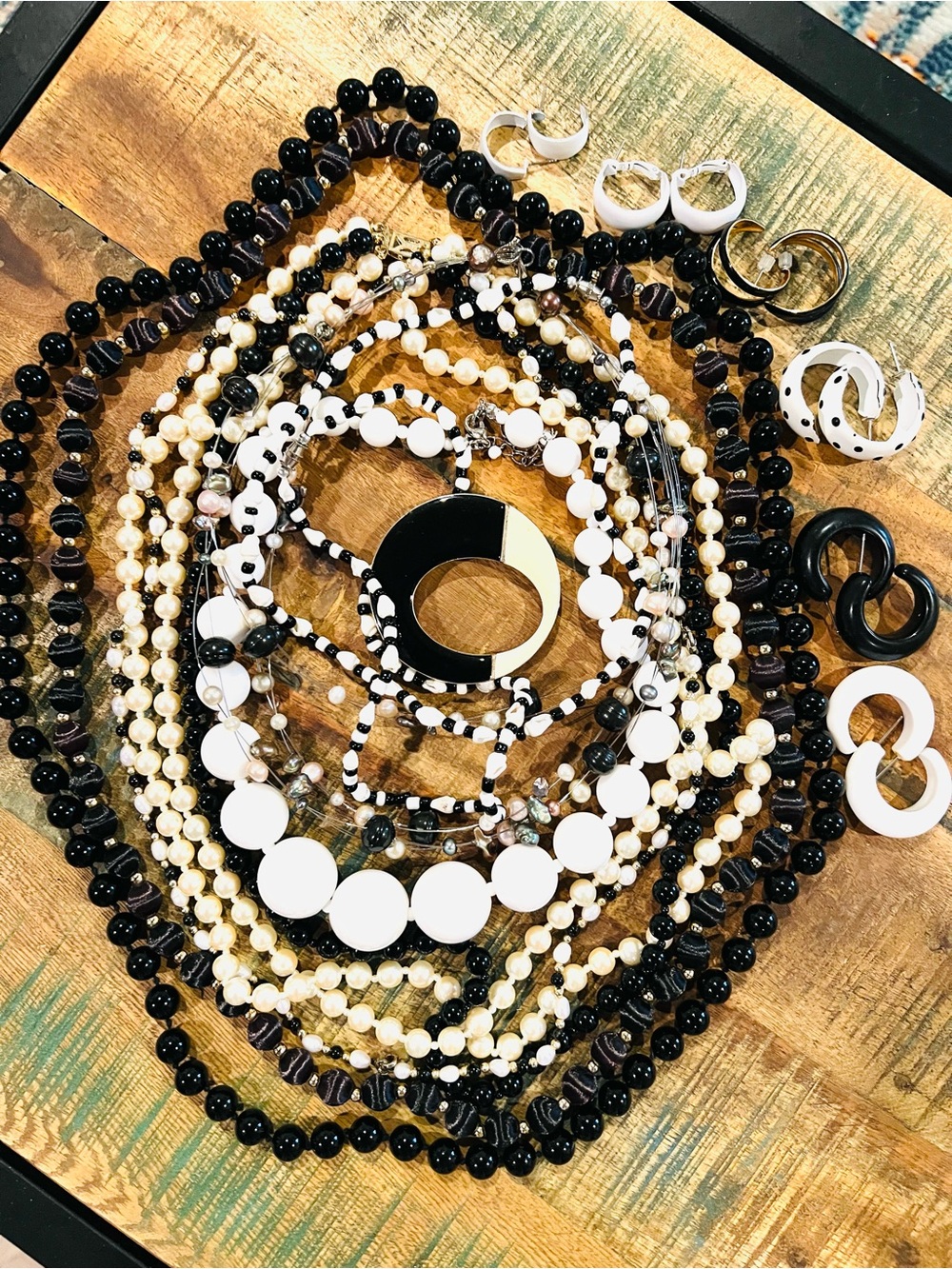 Mixed Lot Vintage Wearable or Craft Black & White Necklaces and Earrings